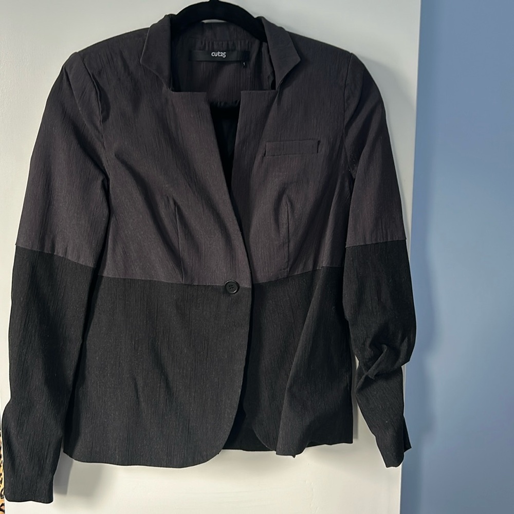 Cut 25 blazer